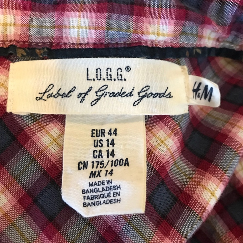 Button down blouse - Picture 2 of 5